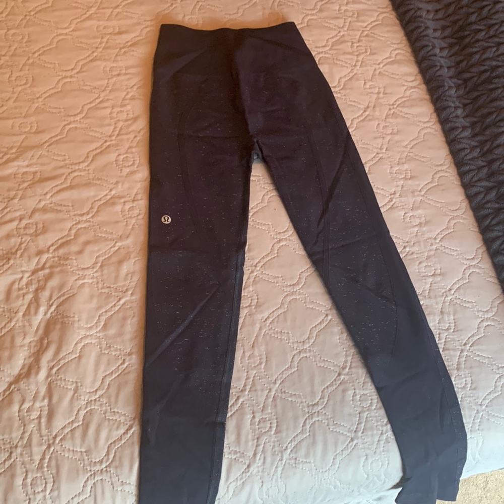 Lululemon Ebb and Flow leggings full length